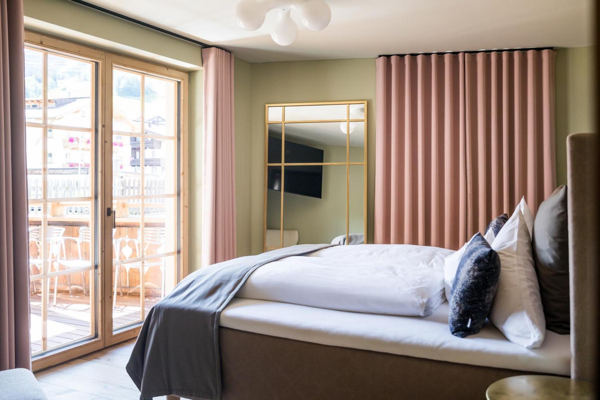 Raffl'S Tyrol Hotel Sankt Anton am Arlberg Ngoại thất bức ảnh